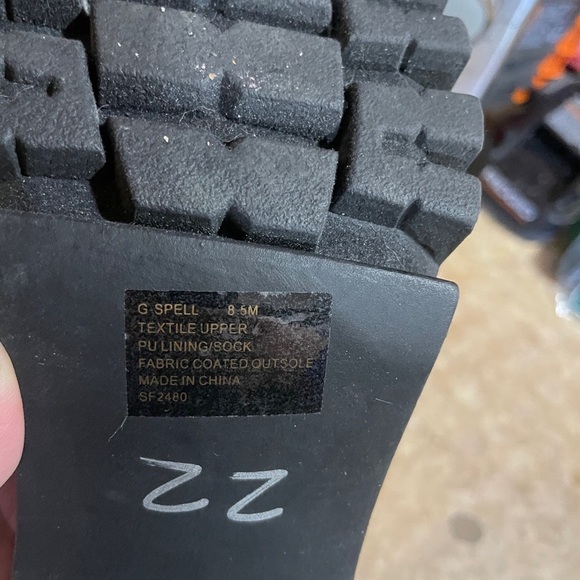 Madden Girl Black Platform Strap Chunky Heels - Picture 7 of 8